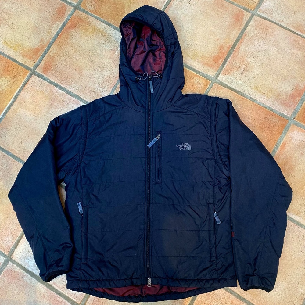 Men’s North Face  versatile jacket with hood and zip out sleeves